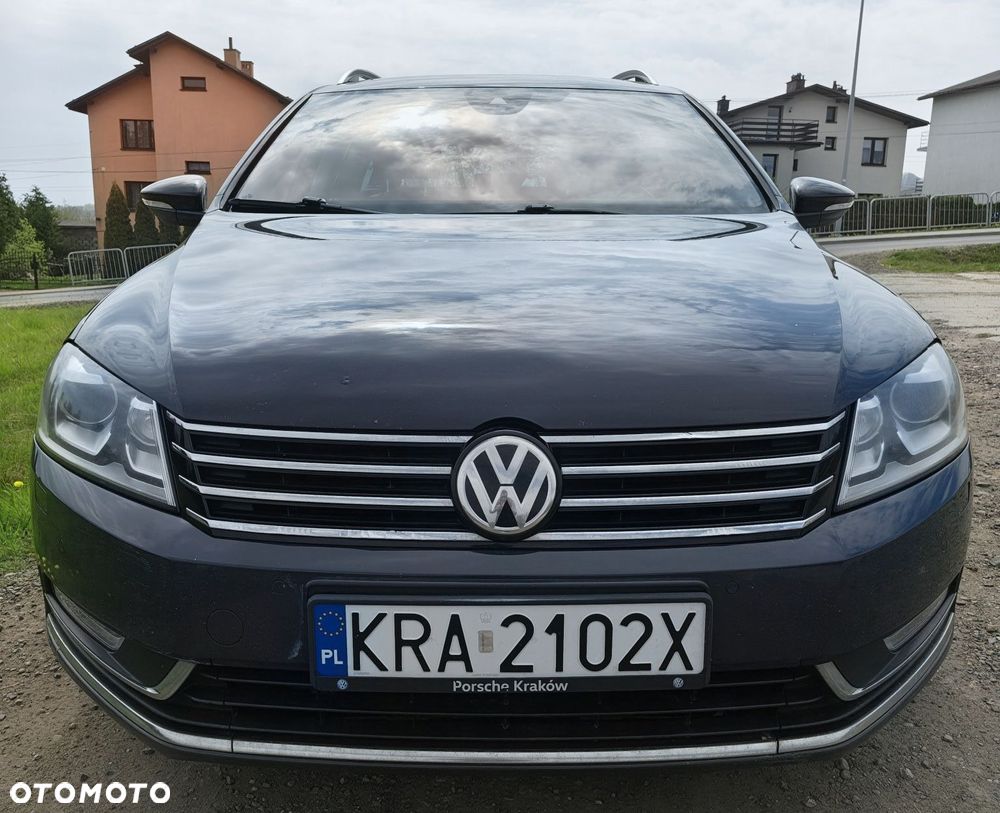 Volkswagen Passat 2.0 TDI Highline DSG - 2