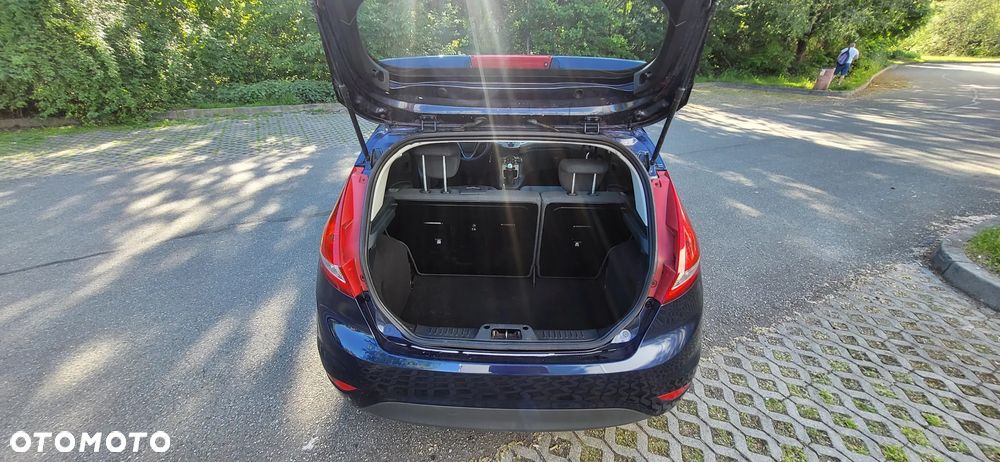 Ford Fiesta 1.25 Ambiente - 22