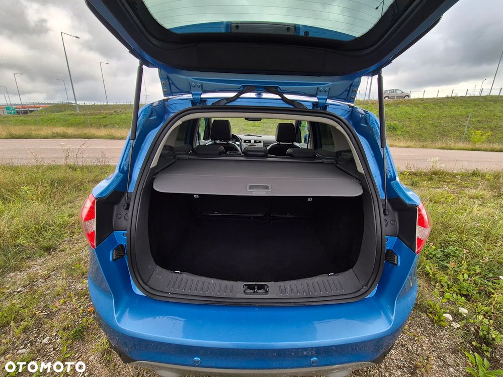 Ford Kuga 2.0 TDCi 2x4 Titanium - 22