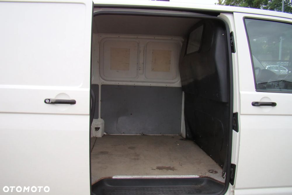 Volkswagen Transporter - 11