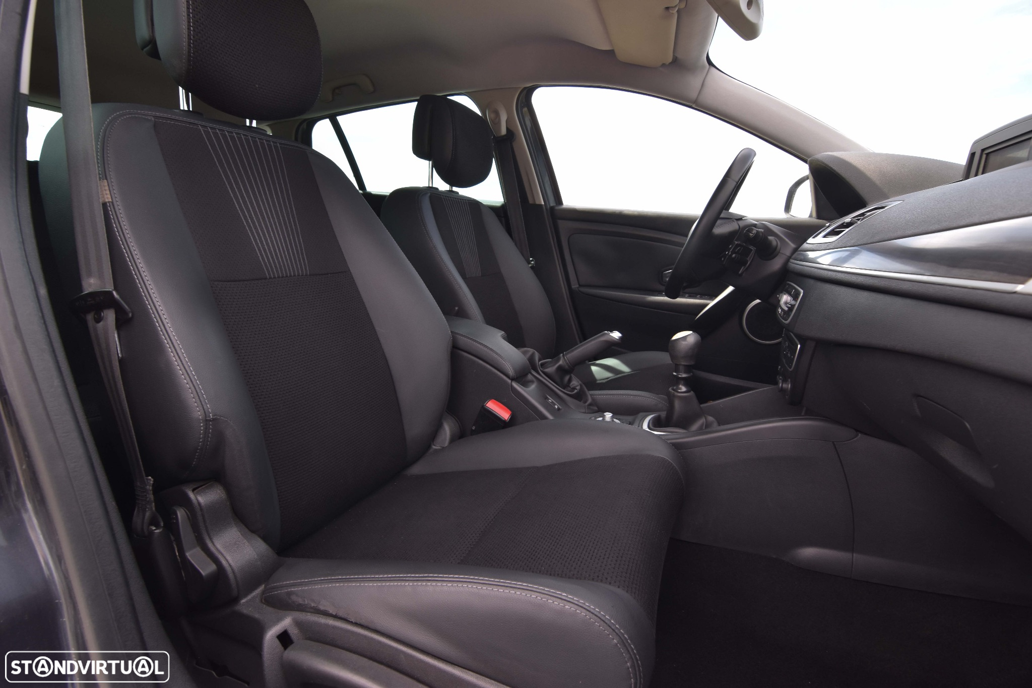 Renault Mégane Sport Tourer 1.5 dCi Dynamique - 14