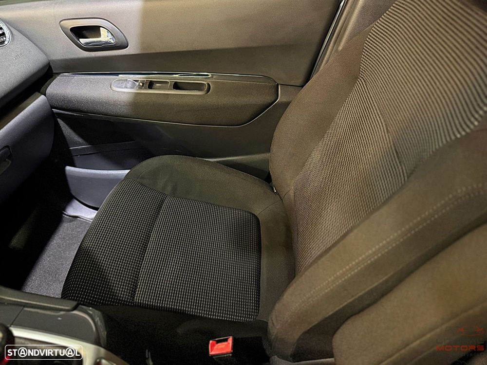 Peugeot 5008 1.6 HDi 7L SE Style - 20