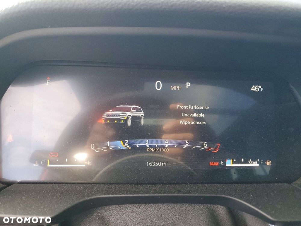 Jeep Grand Cherokee - 11