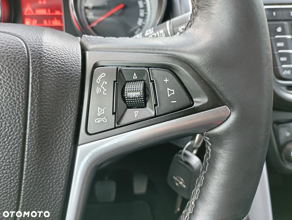 Opel Zafira Tourer 1.4 Turbo Innovation - 24