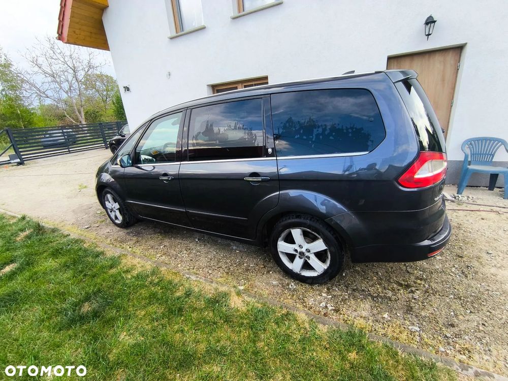 Ford Galaxy 2.0 TDCi Ghia - 8