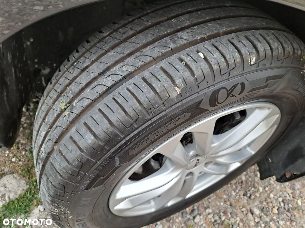 Ford S-Max 2.0 TDCi DPF Titanium - 36