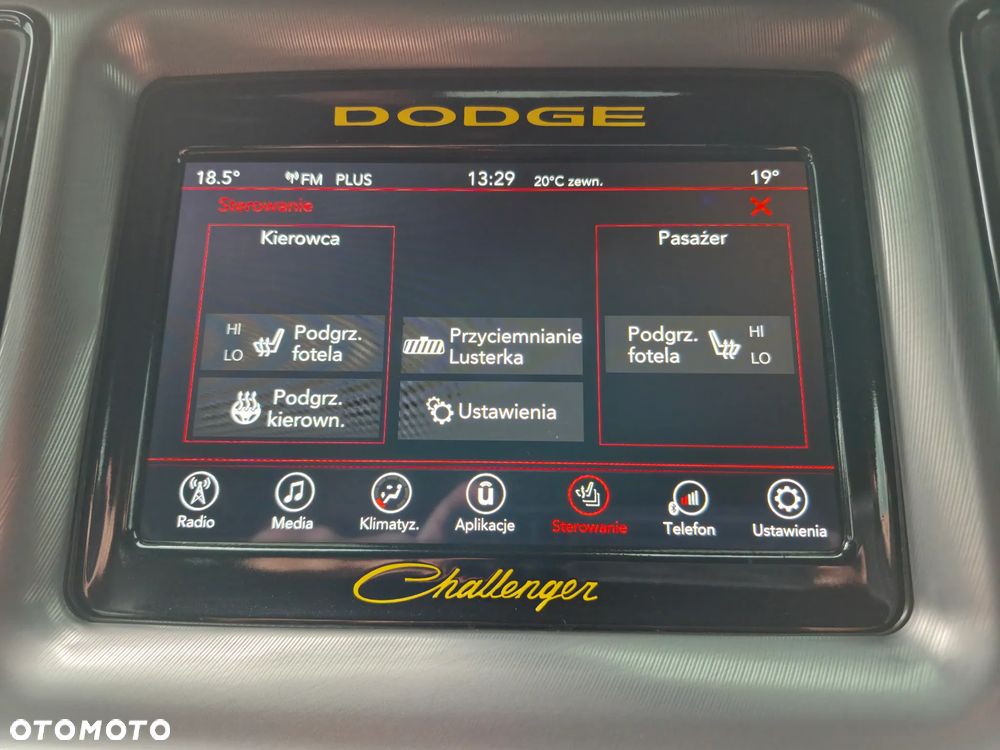 Dodge Challenger - 31