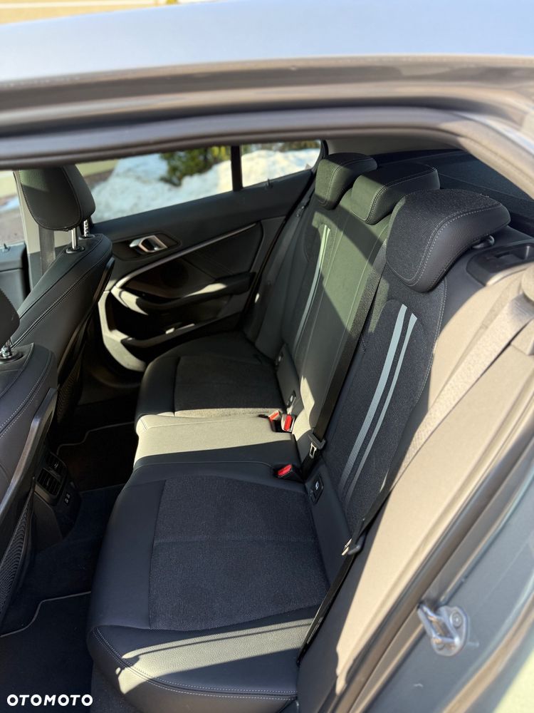 BMW Seria 1 116d Sport Line - 16