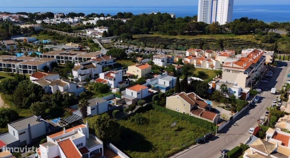 TERRENO EXCLUSIVO NO CORAÇÃO DE ALVOR, ALGARVE! - Grande imagem: 3/5