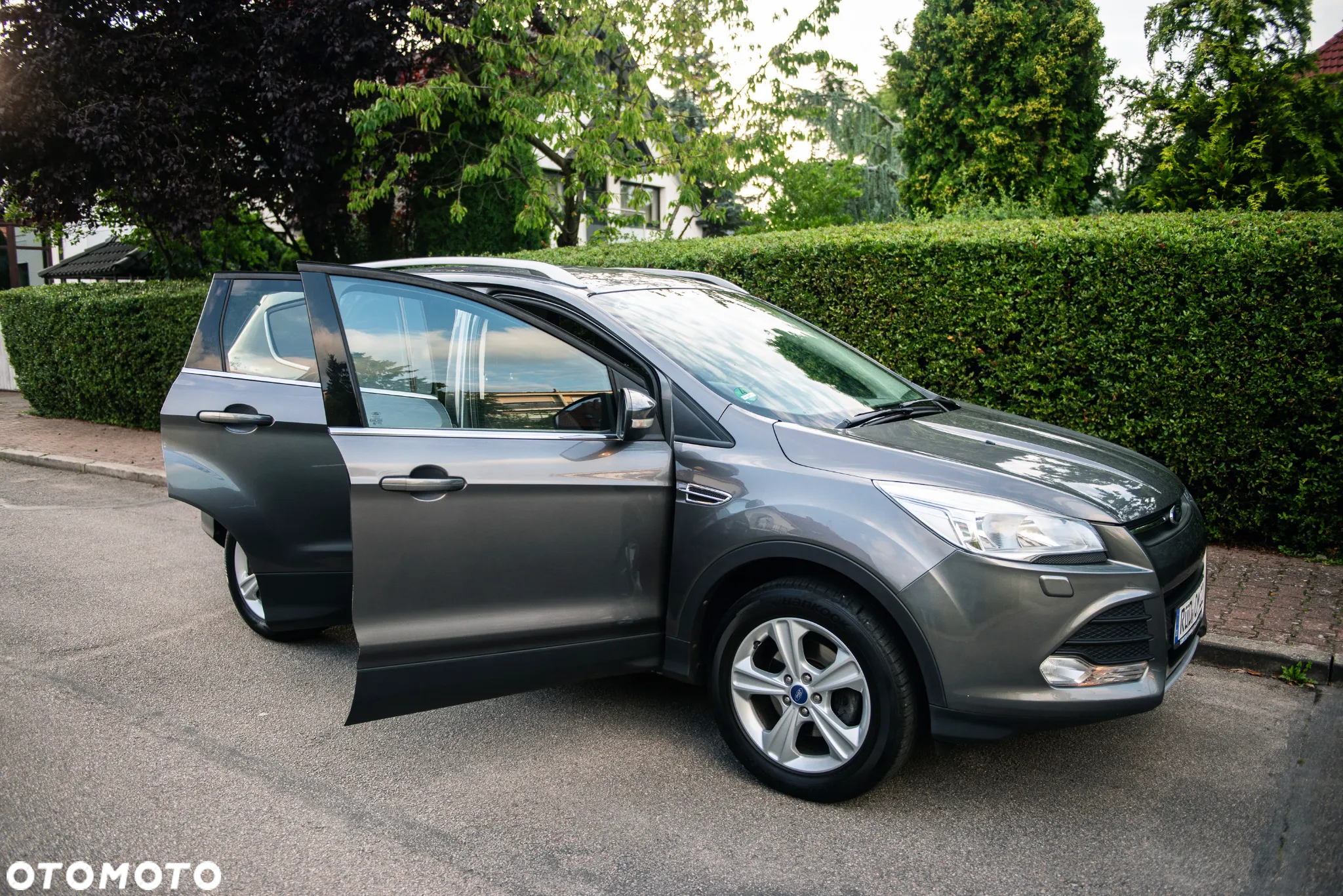 Ford Kuga 1.6 EcoBoost 2x4 Titanium - 7