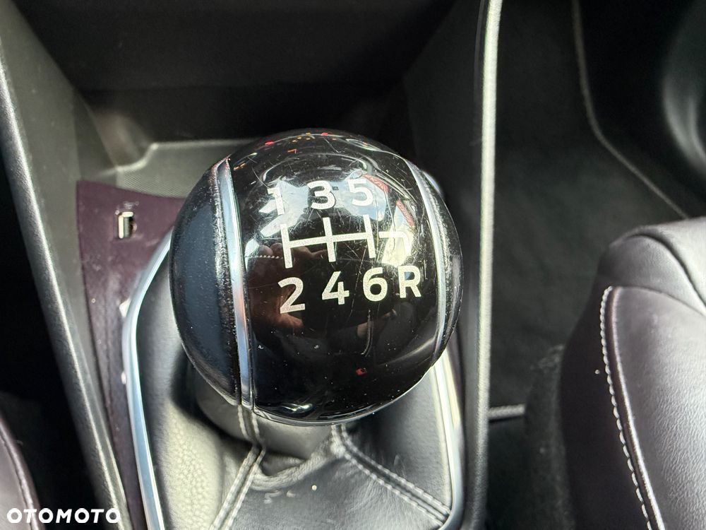 Ford Fiesta - 9