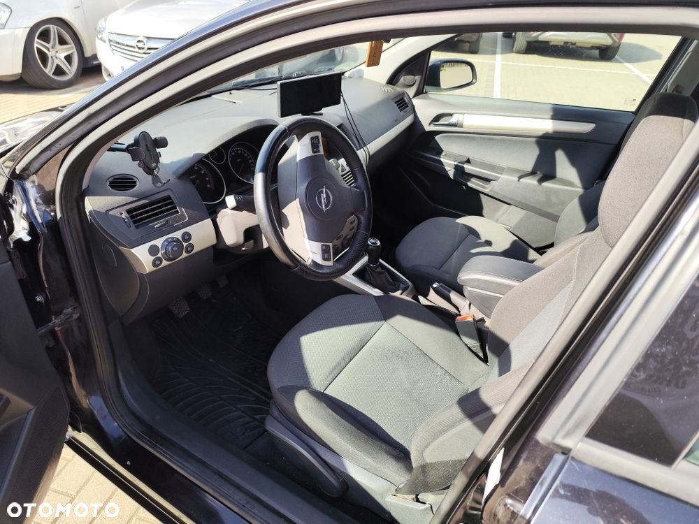 Opel Astra - 8