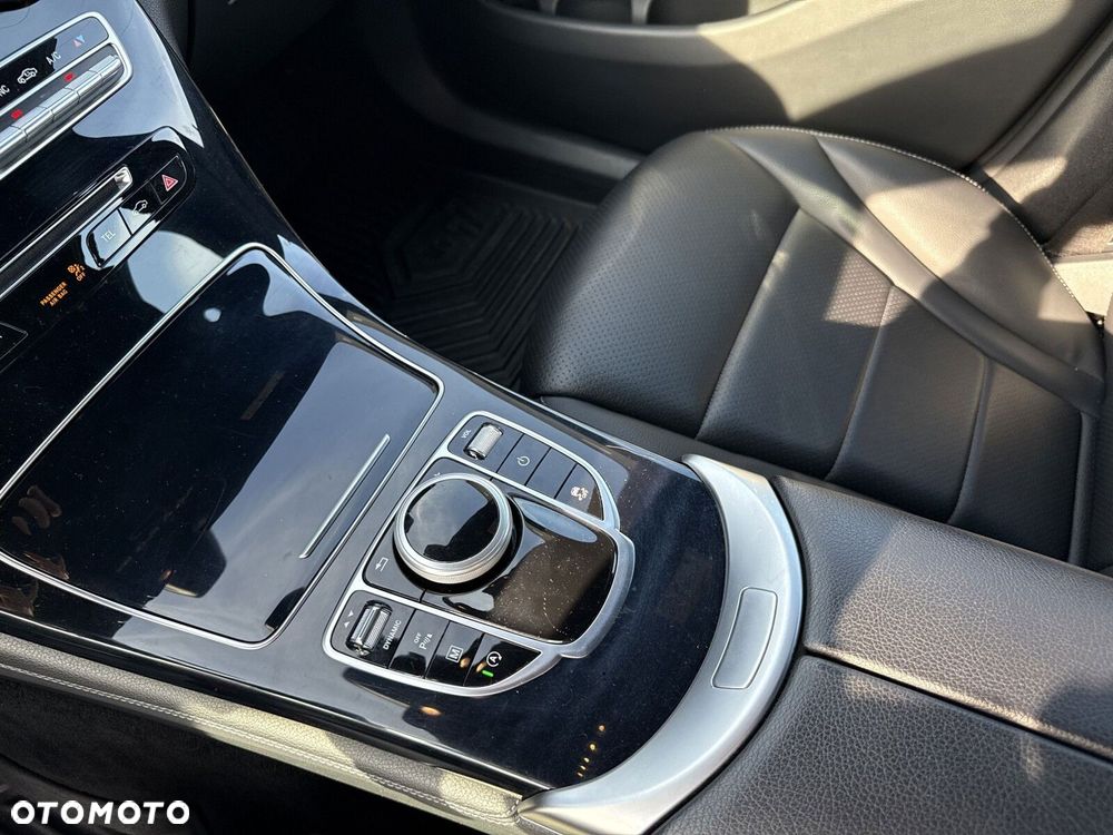 Mercedes-Benz GLC 220 d 4-Matic - 13