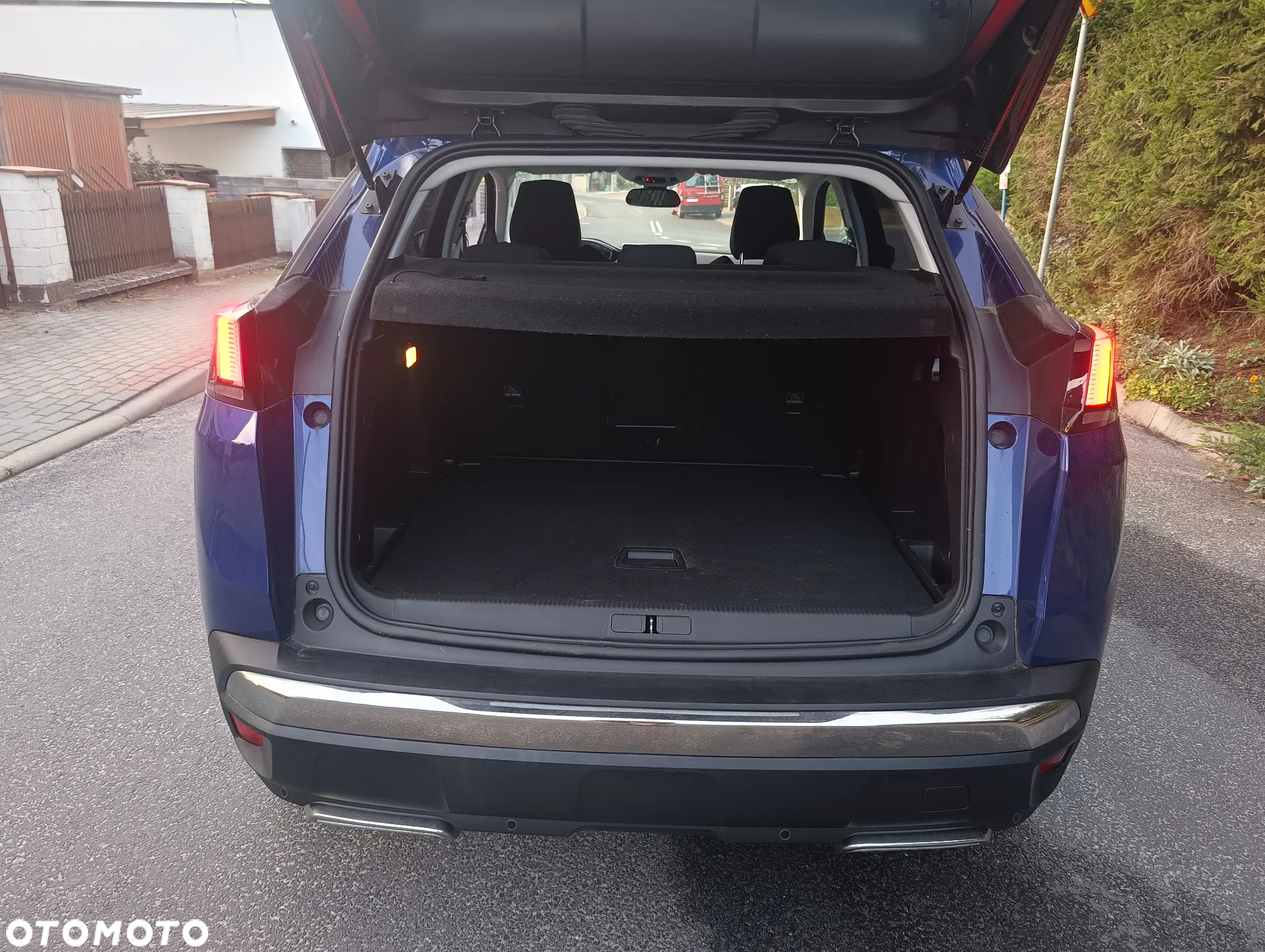 Peugeot 3008 1.5 BlueHDi Allure S&S - 16