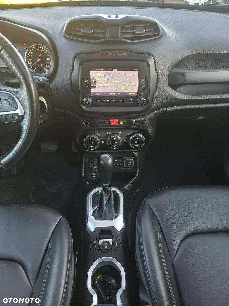 Jeep Renegade 1.4 MultiAir Limited 4WD S&S - 26