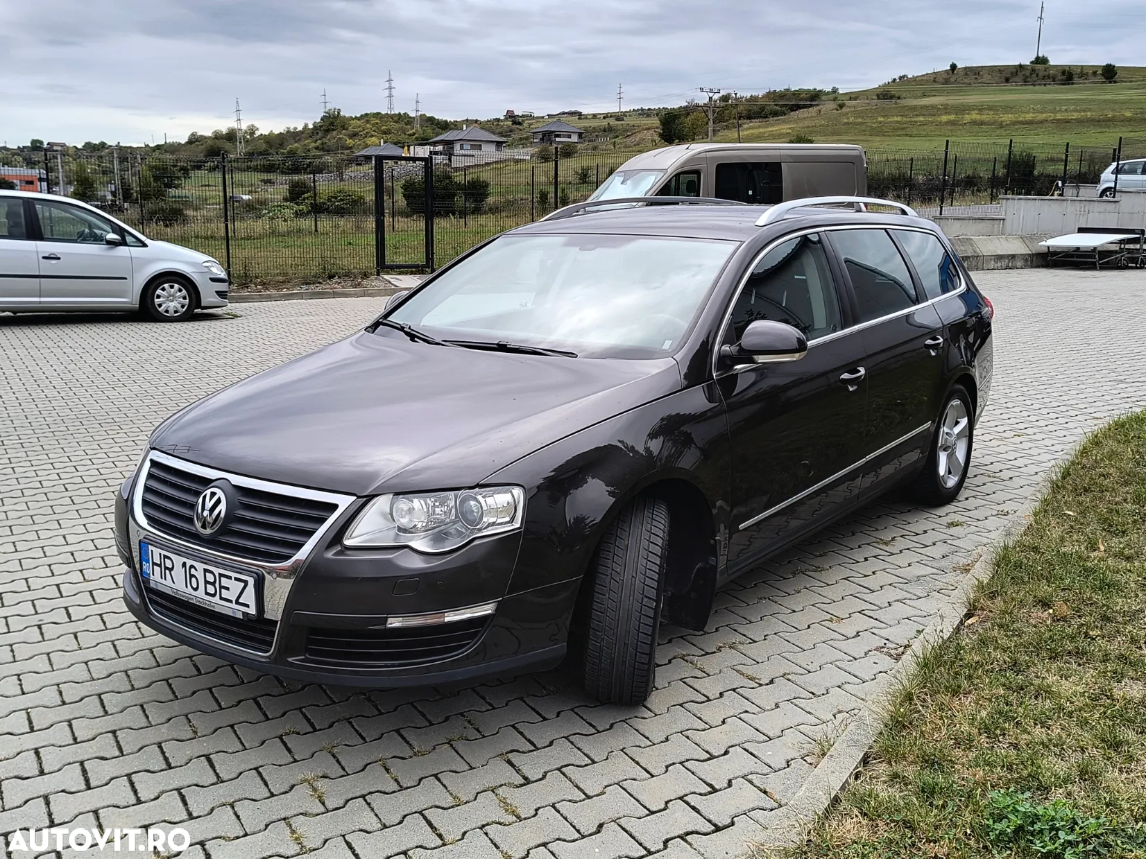Volkswagen Passat - 2