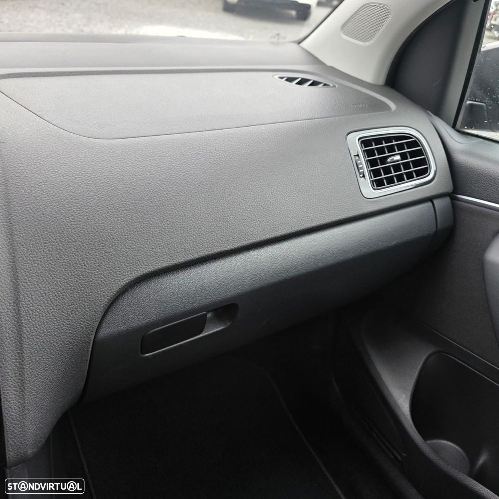 VW Polo 1.2 TSi Connect DSG - 26