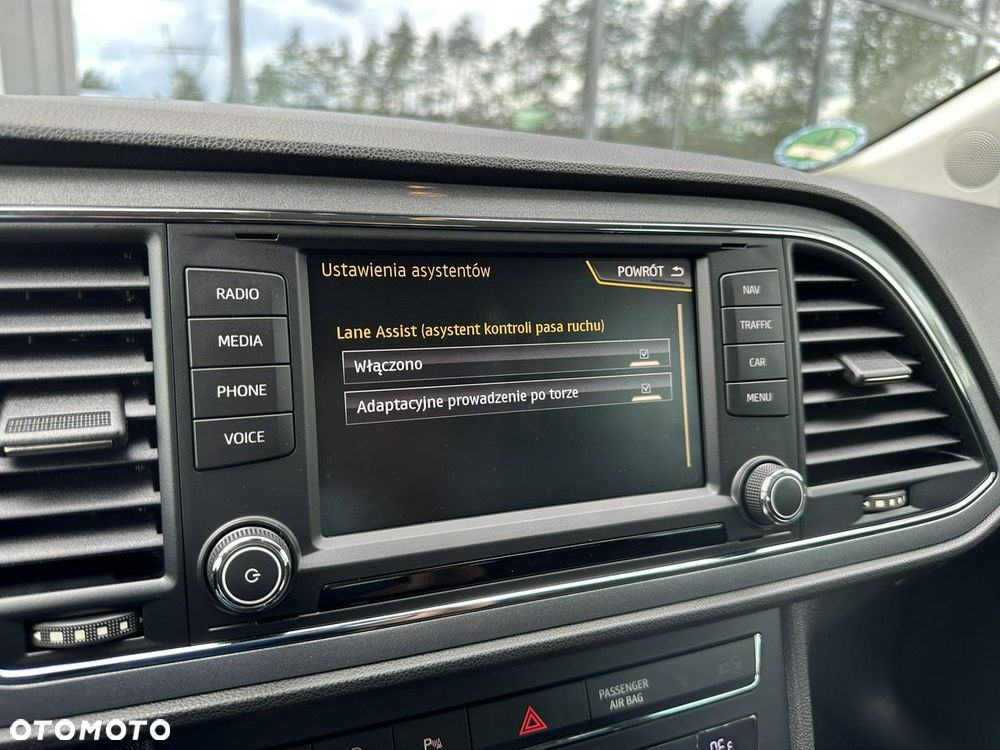 Seat Leon Sportstourer 2.0 TDI DPF DSG FR - 23