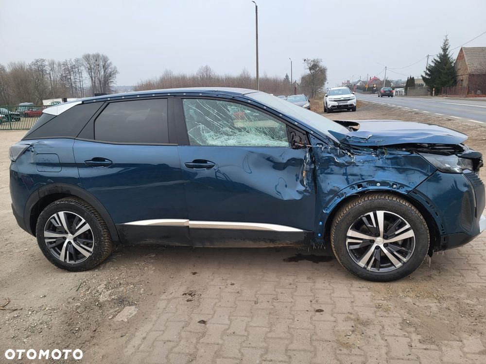 Peugeot 3008 1.2 PureTech mHEV Active Pack S&S e-DCS6 - 18