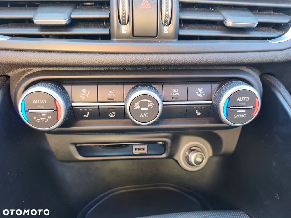 Alfa Romeo Giulia 2.0 Turbo Veloce Q4 - 33