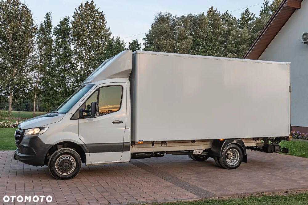 Mercedes-Benz Sprinter 516 - 11