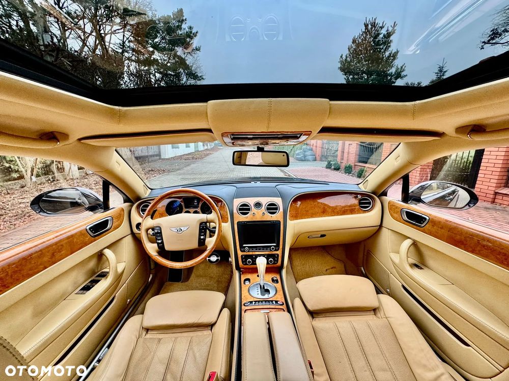 Bentley Flying Spur - 8