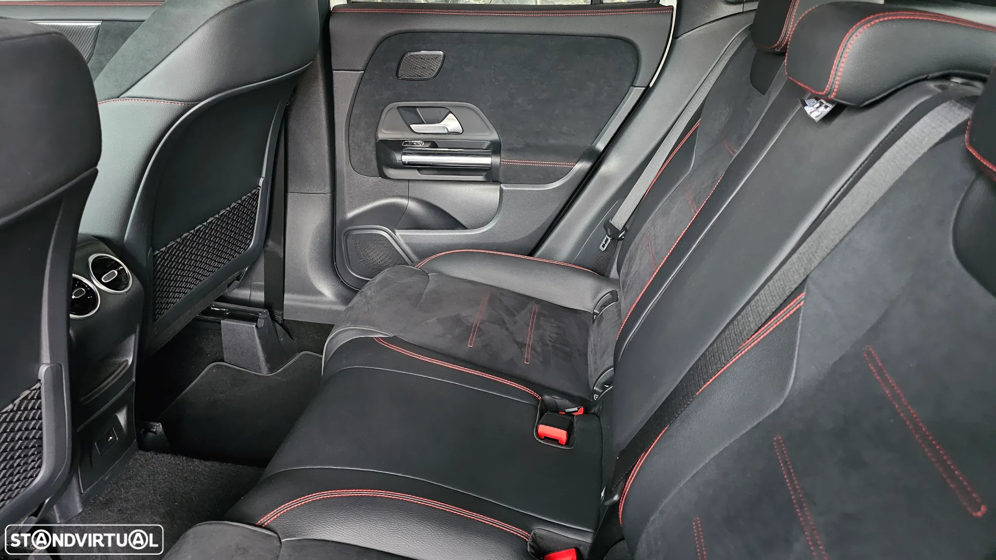 Mercedes-Benz GLA 250 e AMG Line - 56