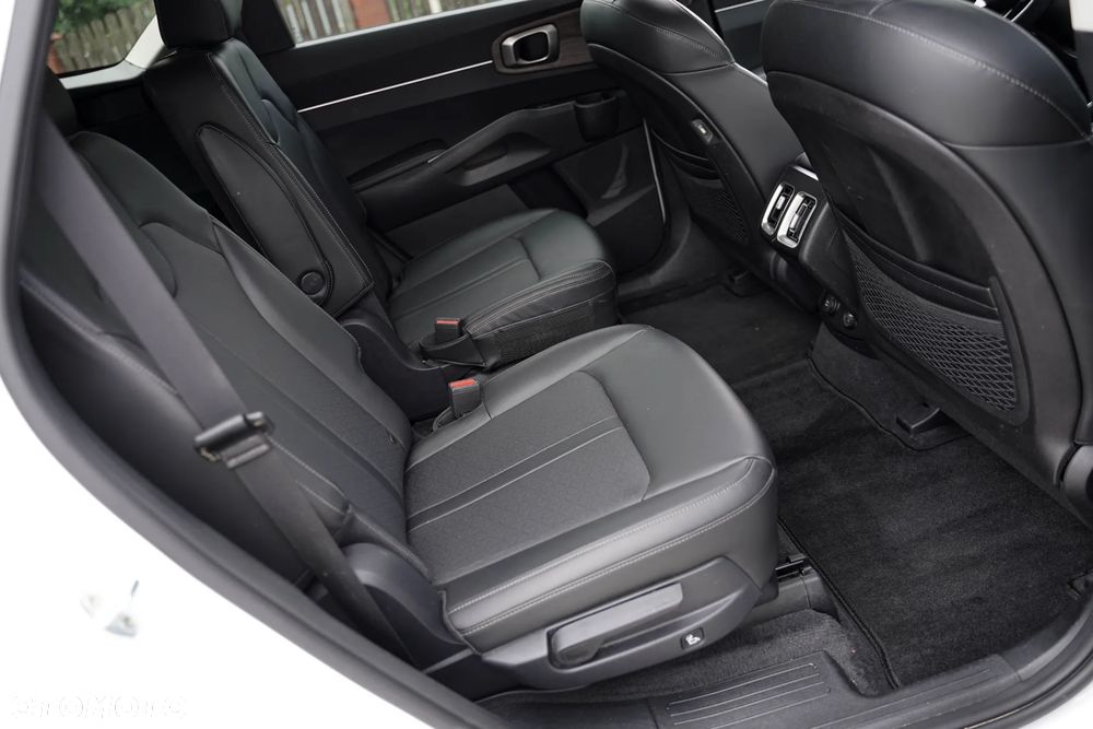 Kia Sorento - 14