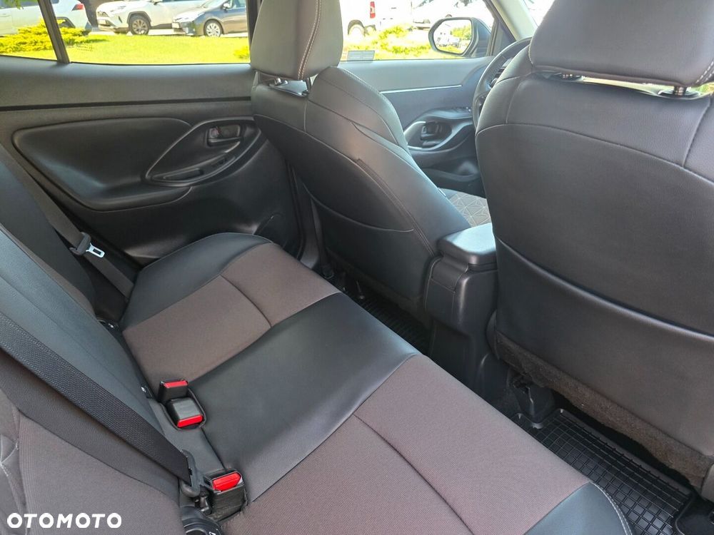 Toyota Yaris Cross - 32