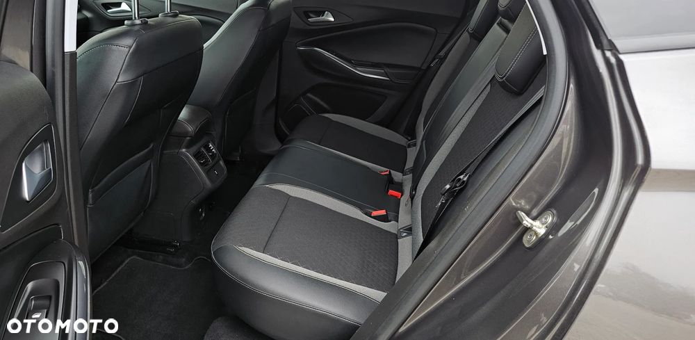 Opel Grandland X 1.2 Start/Stop Business INNOVATION - 7