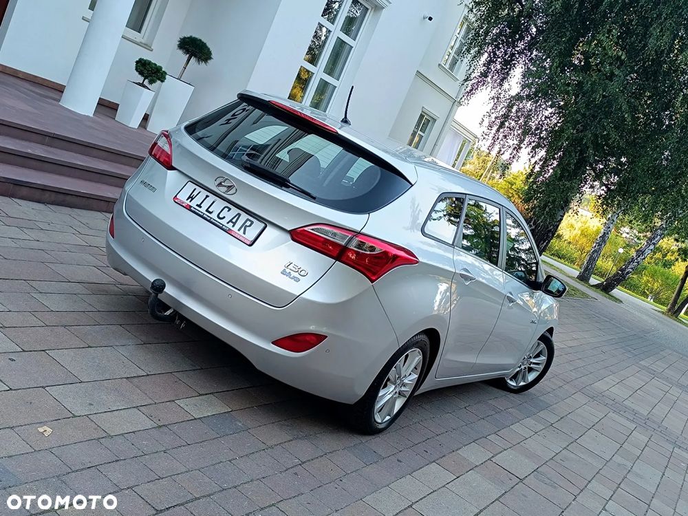 Hyundai i30 i30cw 1.4 CRDi Trend - 4