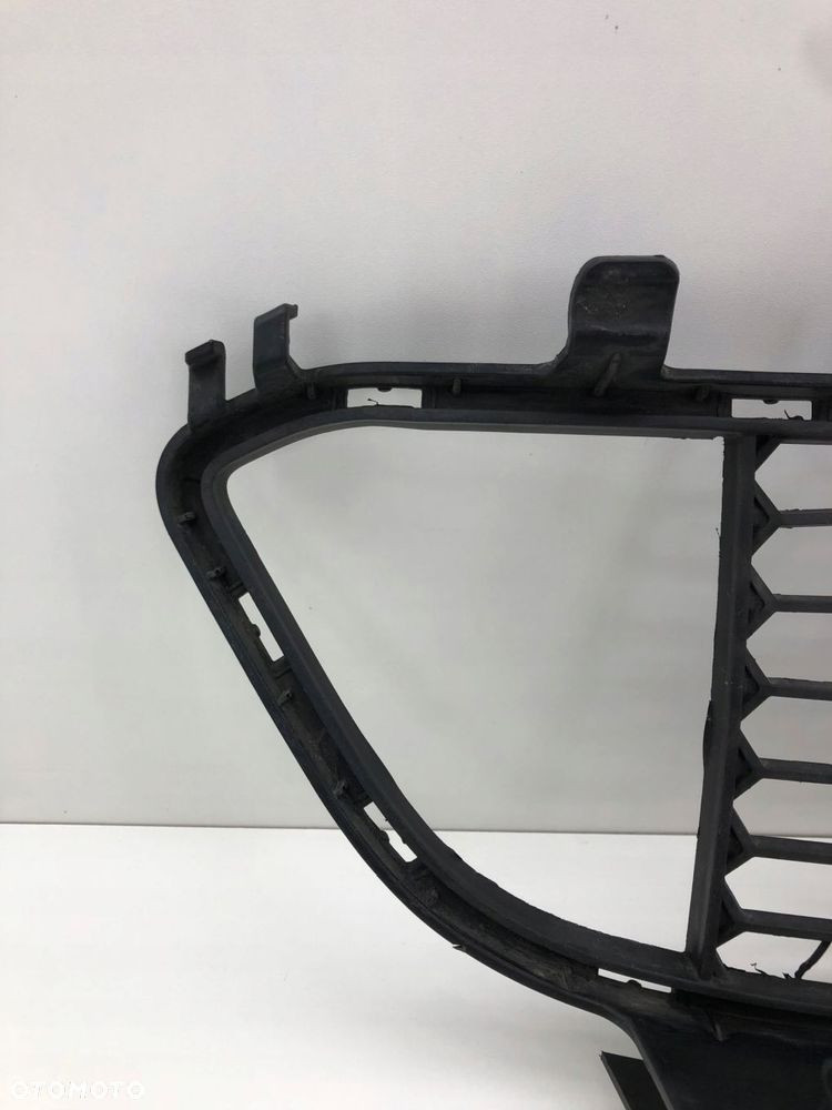 BMW F30 F31 KRATKA ZDERZAKA PRZÓD M-PAKIET 8054132 - 5