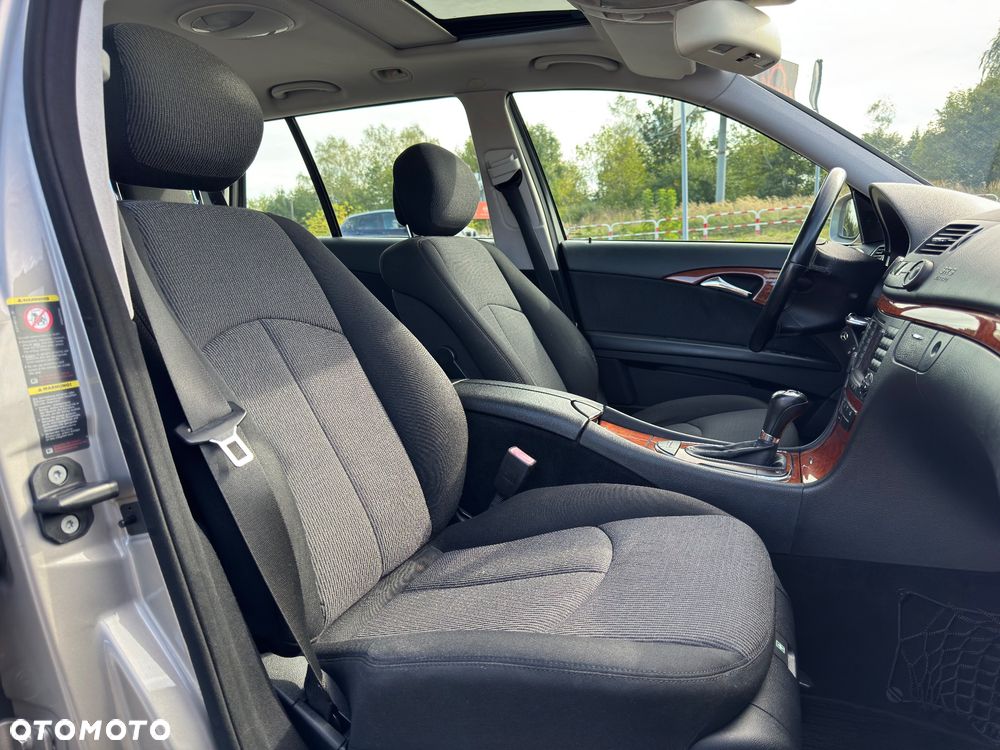Mercedes-Benz Klasa E 220 CDI Automatik Classic BusinessEDITION - 29