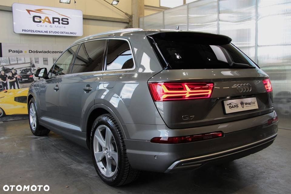 Audi Q7 - 2