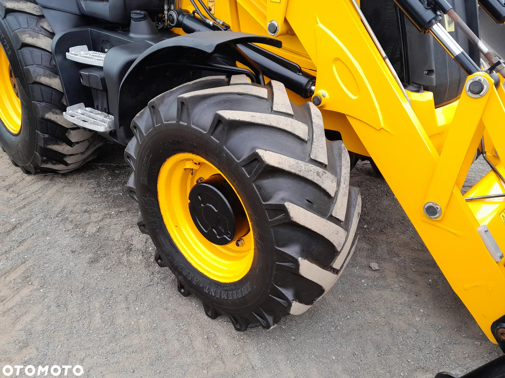 JCB 3CX  AEC - 15