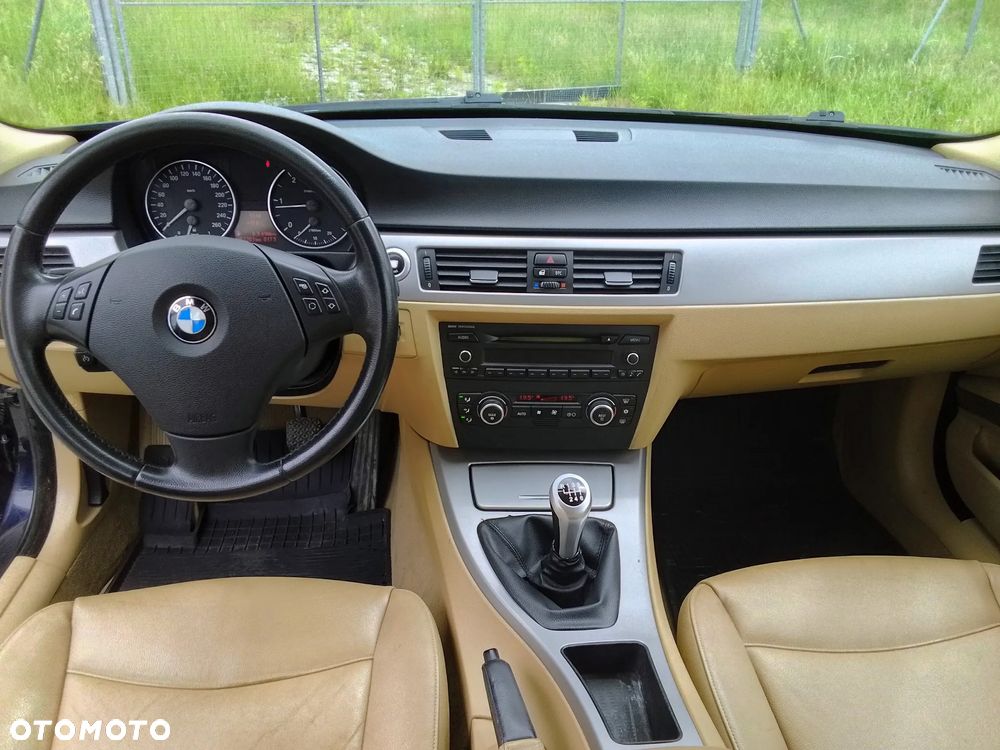 BMW Seria 3 - 13