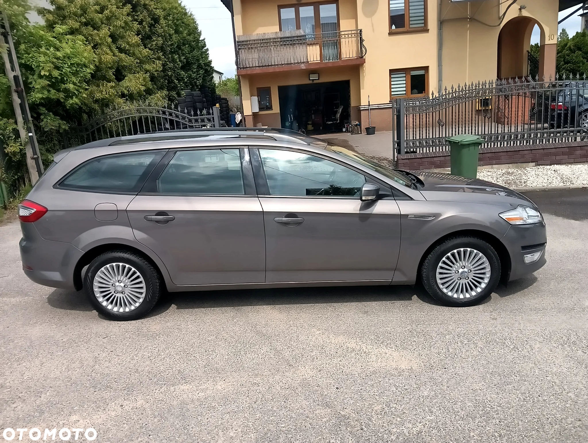 Ford Mondeo 1.6 Trend - 22