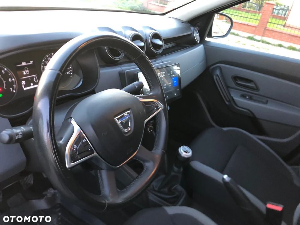 Dacia Duster 1.6 SCe Open S&S - 16