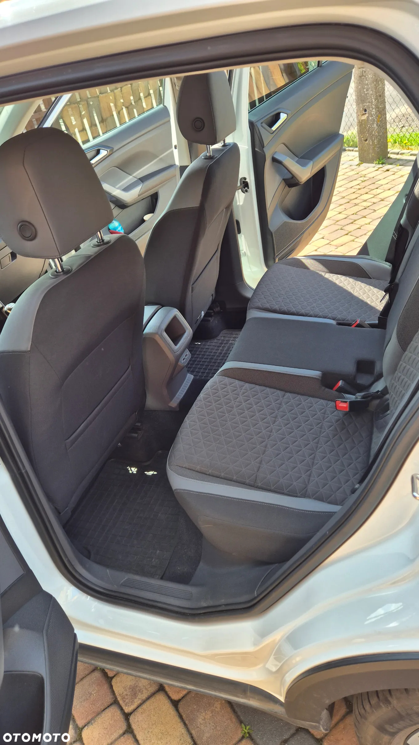 Volkswagen T-Cross - 8