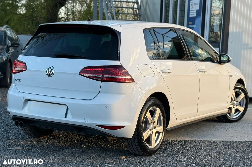 Volkswagen Golf 1.4 GTE Plug-In-Hybrid DSG - 3