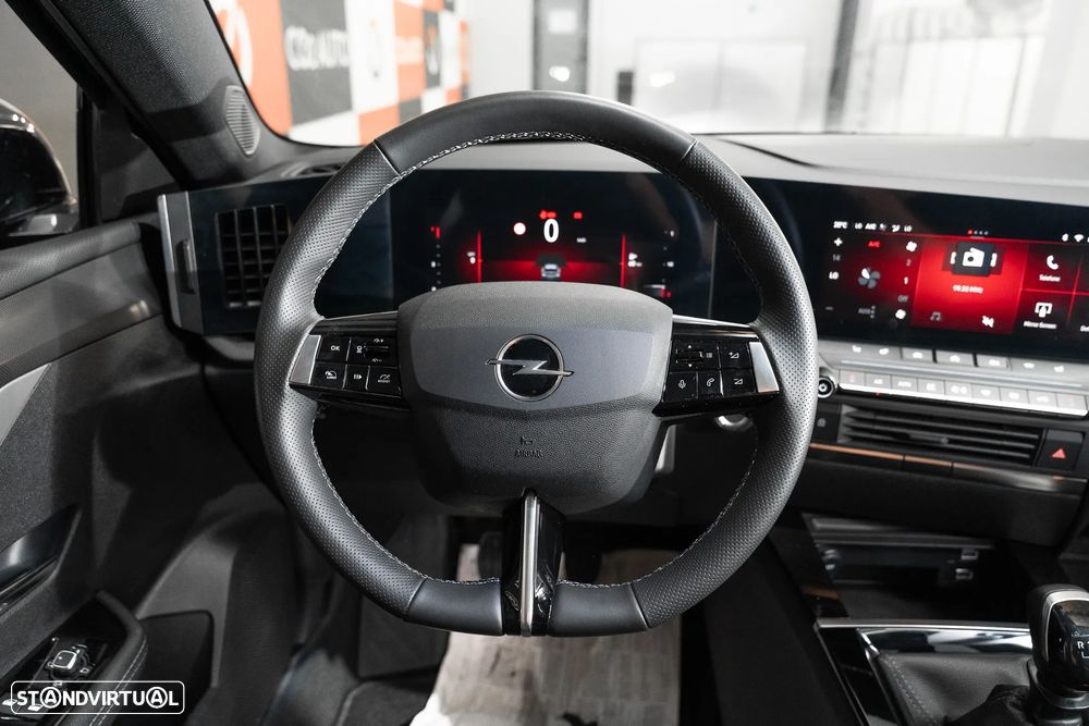 Opel Astra Sports Tourer 1.2 T Elegance - 9