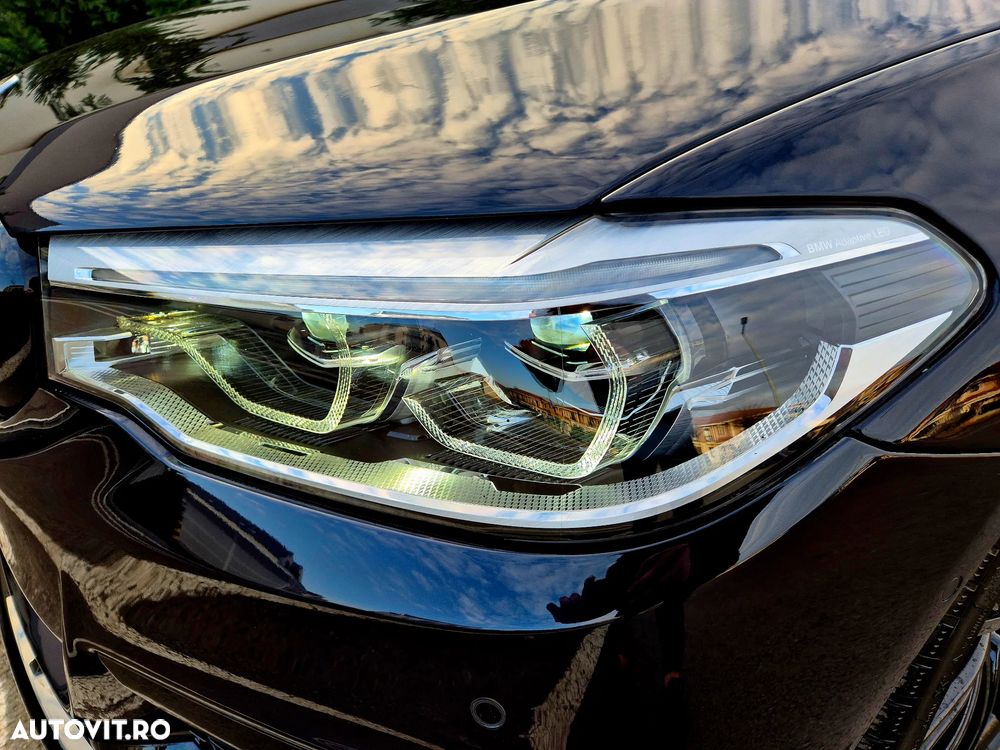 BMW Seria 5 520d xDrive AT MHEV - 34