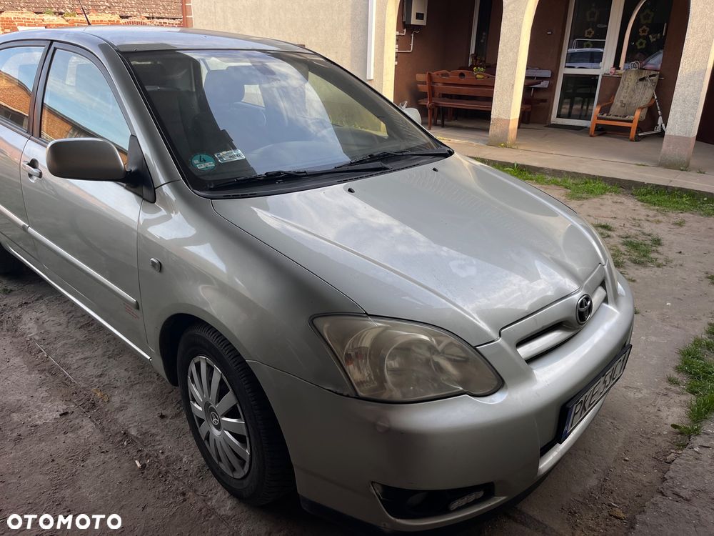 Toyota Corolla 2.0 D-4D Sol - 5
