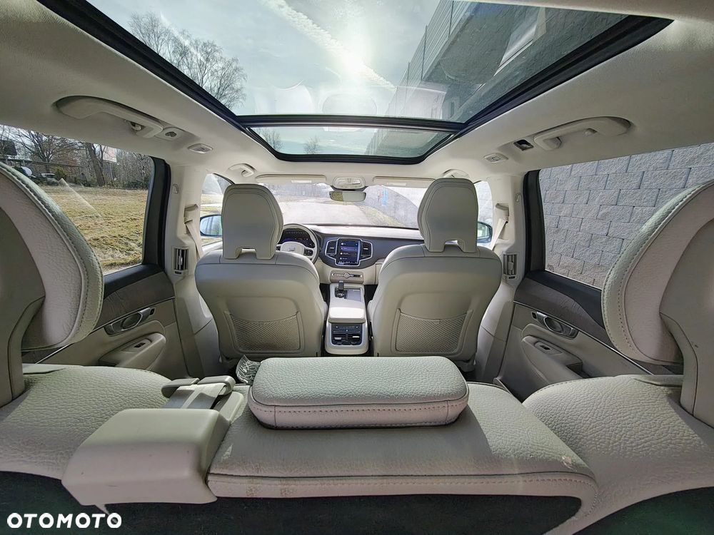 Volvo XC 90 - 18