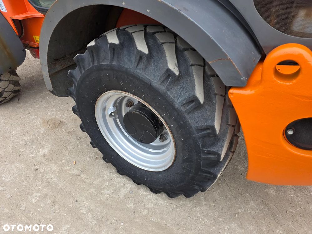 Hitachi ZW75 6500 kg Krokodyl +Widly - 14