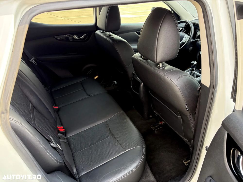 Nissan Qashqai 1.6 DCI TEKNA+ - 19