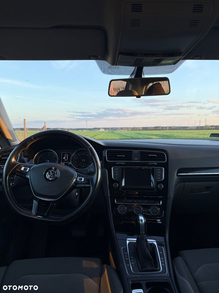 Volkswagen Golf - 7