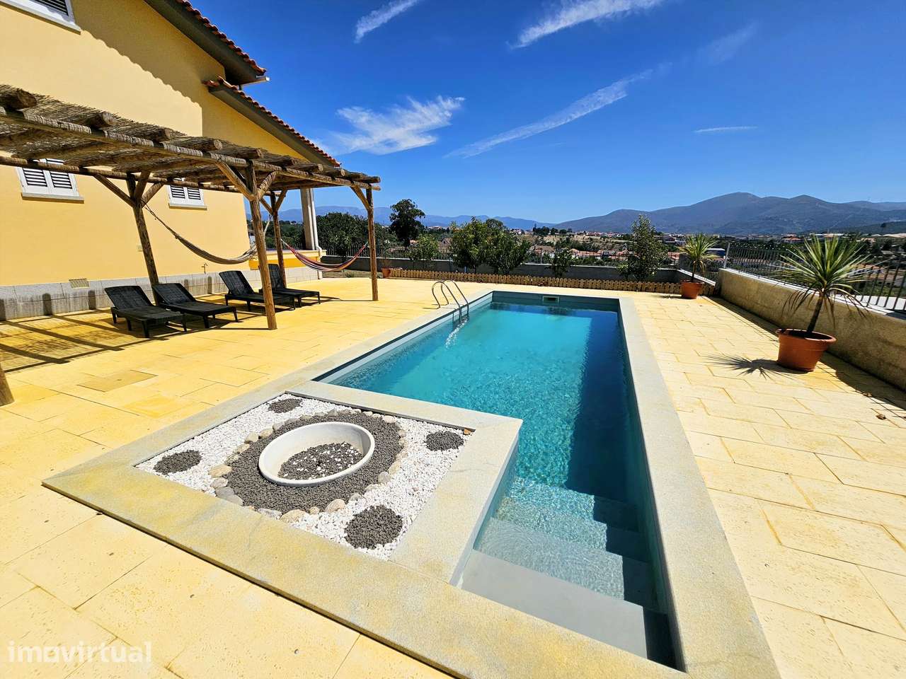 Quinta em Galizes com 6 Hectares, com Piscina e Vista Serra da Estrela - Grande imagem: 2/40