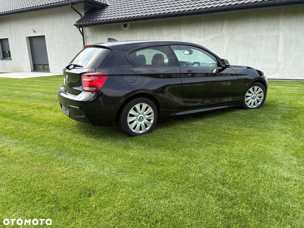 BMW Seria 1 116d Sport Line - 2