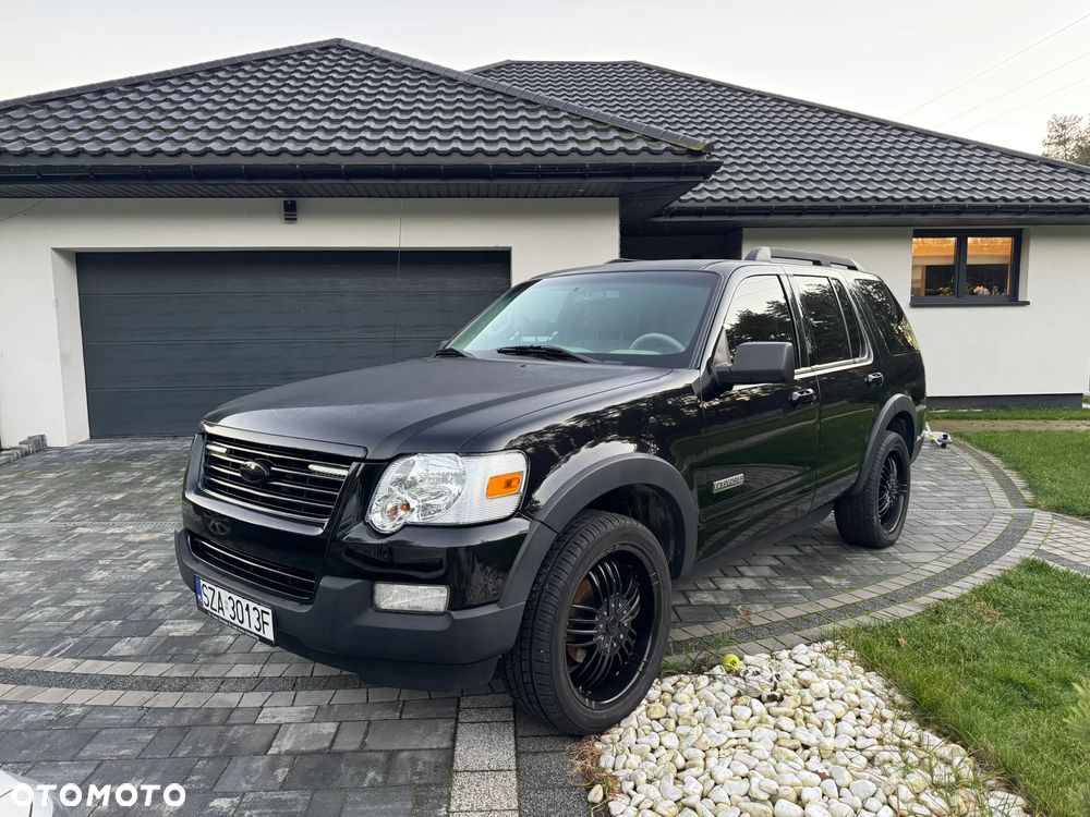 Ford Explorer 4.0 4WD - 29
